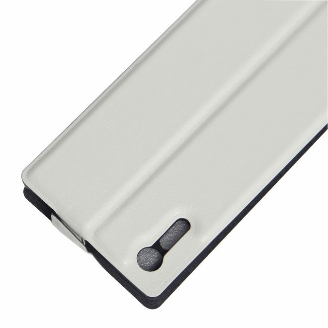 Sony Xperia XZ/XZs Handyhülle - Crazy Horse Leder Flip Case - vertikal - weiss