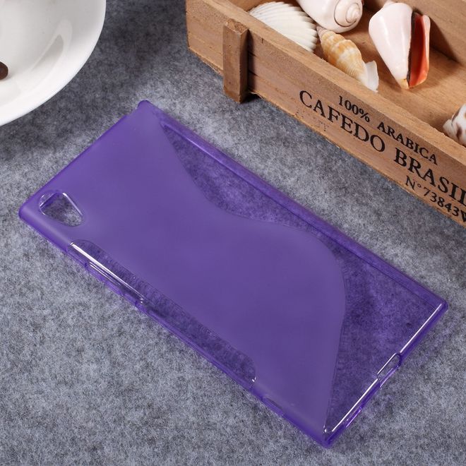 Sony Xperia XA1 Ultra Hülle - TPU Soft Case - S-Shape - purpur