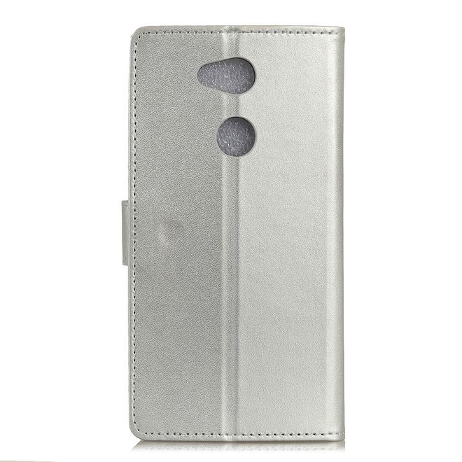 Sony Xperia L2 Handyhülle - Magnetisches Case aus Leder - mit Standfunktion - silber
