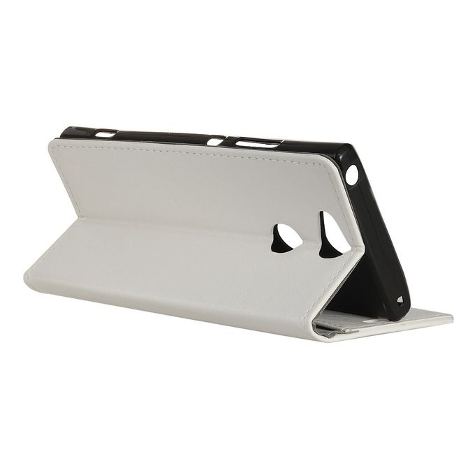 Sony Xperia XA2 Handyhülle - Crazy Horse Leder Case - mit Standfunktion - weiss
