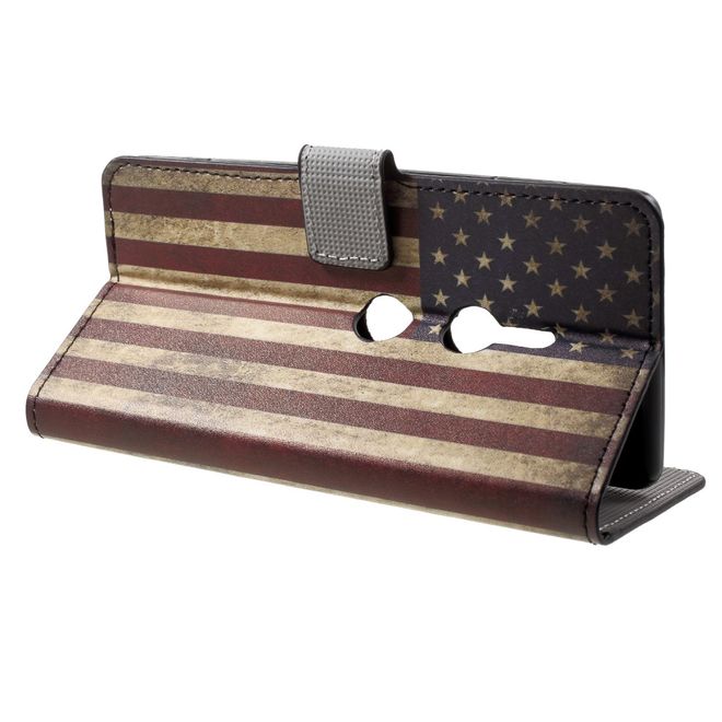 Sony Xperia XZ2 Handy Case - Hülle aus Leder - USA Flagge im Retrolook