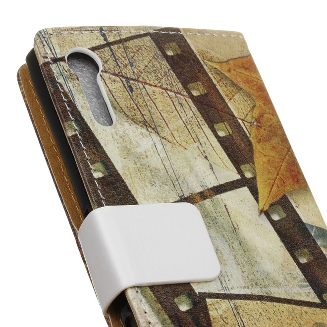 Sony Xperia XZ/XZs Case - Handyhülle aus Leder - Eiffelturm und Ahorn Blatt