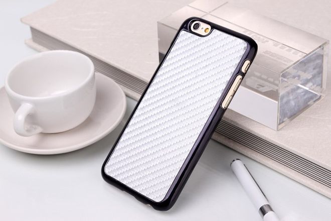 iPhone 6/6S Lederüberzogenes Hart Plastik Case mit Karbonfasermuster - silber