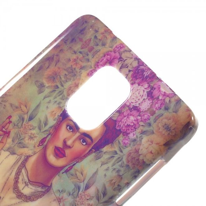 Samsung Galaxy Note 4 Elastisches Plastik Case mit rauchendem Girl