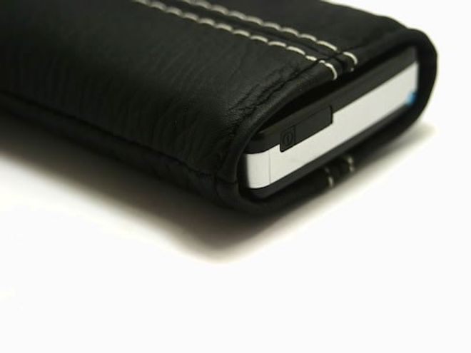 Xperia Z3 Compact Echtleder Case MASCH "Nobles Schwarz mit Kontrastnaht"