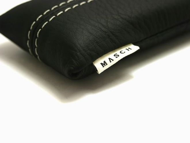 Xperia Z3 Compact Echtleder Case MASCH "Nobles Schwarz mit Kontrastnaht"