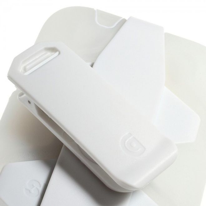 Samsung Galaxy S5 Robustes Silikon- und Plastik Case mit Gurthalterung - weiss