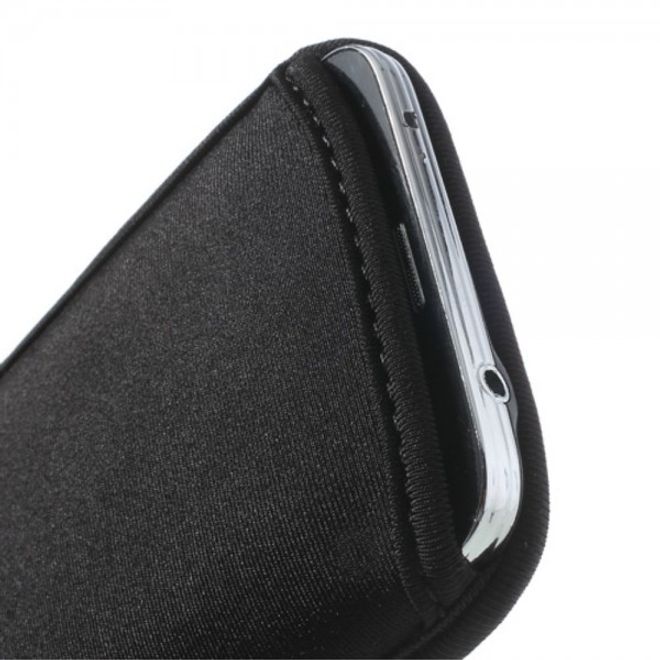 Neopren Etui für Smartphones bis zu einer Grösse von 14.2cmx8cm - schwarz