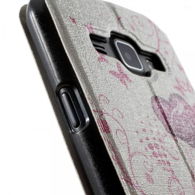 Samsung Galaxy J1 Leder Case mit schönem Herz und Fenster