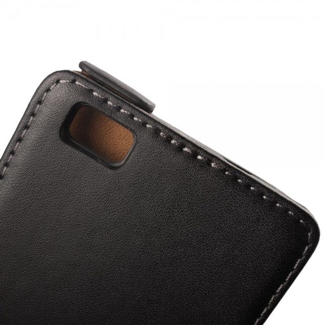 Huawei P8 Lite Echt- und Kunstleder Flip Case vertikal - schwarz