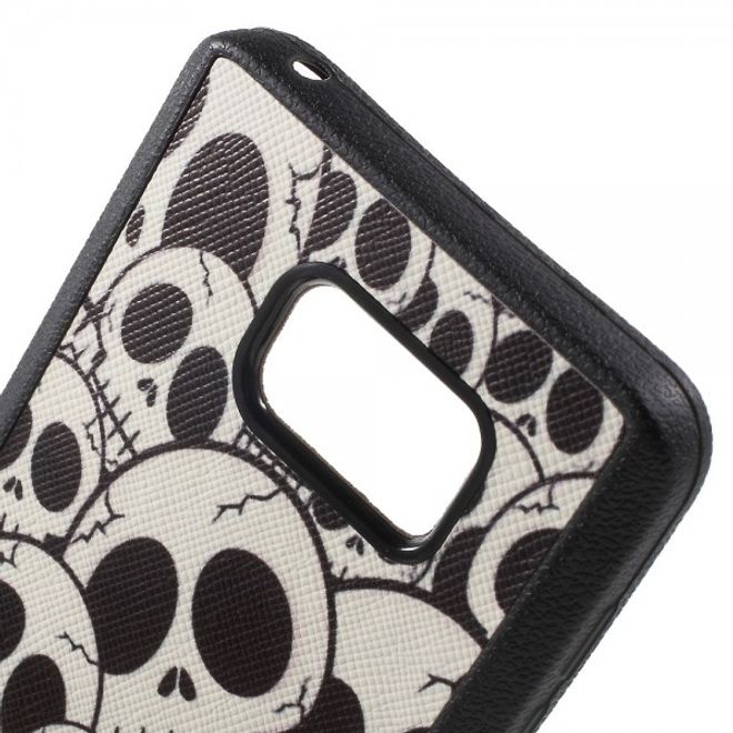 Samsung Galaxy Note 5 Elastisches Plastik Case mit coolen Totenköpfen