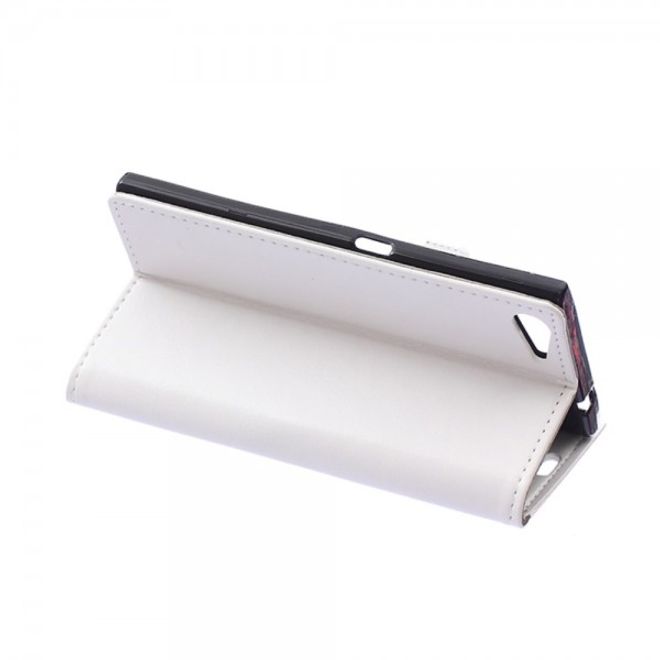 Wiko Highway Star 4G Schickes Crazy Horse Leder Case mit Standfunktion - weiss