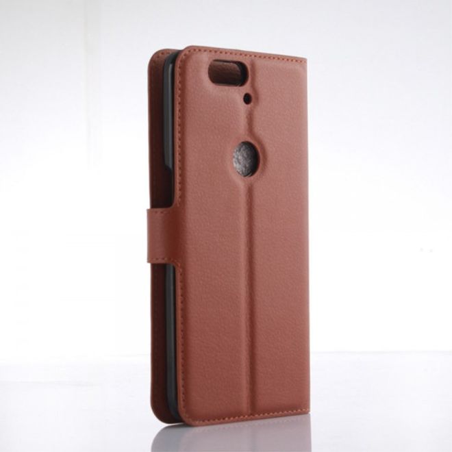 Huawei Nexus 6P Schickes Leder Case mit Litchitextur und Standfunktion - braun
