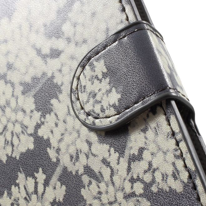 Asus Zenfone 3 Max  Handy Case - Hülle aus Leder - weisse Blumen