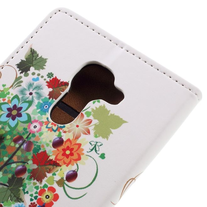 Hülle für BlackBerry DTEK60 - Case aus Leder - farbiger baum