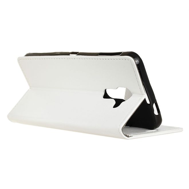 BlackBerry DTEK60 Handy Hülle - Crazy Horse Leder Cover - mit Standfunktion - weiss