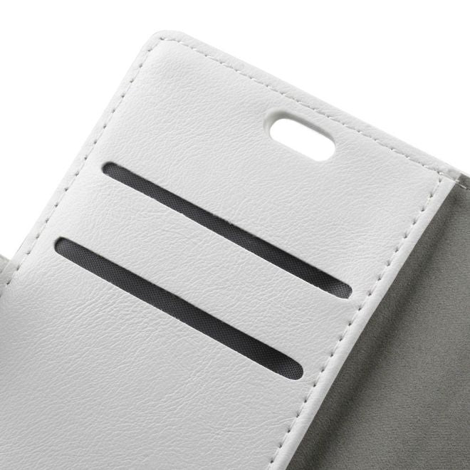 BlackBerry DTEK60 Handy Hülle - Crazy Horse Leder Cover - mit Standfunktion - weiss