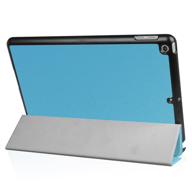 Étui pour tablette iPad 9,7 pouces (2017 et 2018) - Étui intelligent en cuir - Pliable en trois parties - Bleu clair