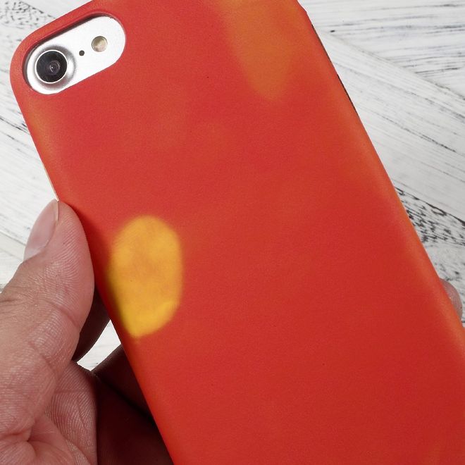 Coque pour iPhone SE (2022) / SE (2020) / 8 / 7 - Coque souple en TPU - Changement de couleur selon la température - Rouge/Jaune