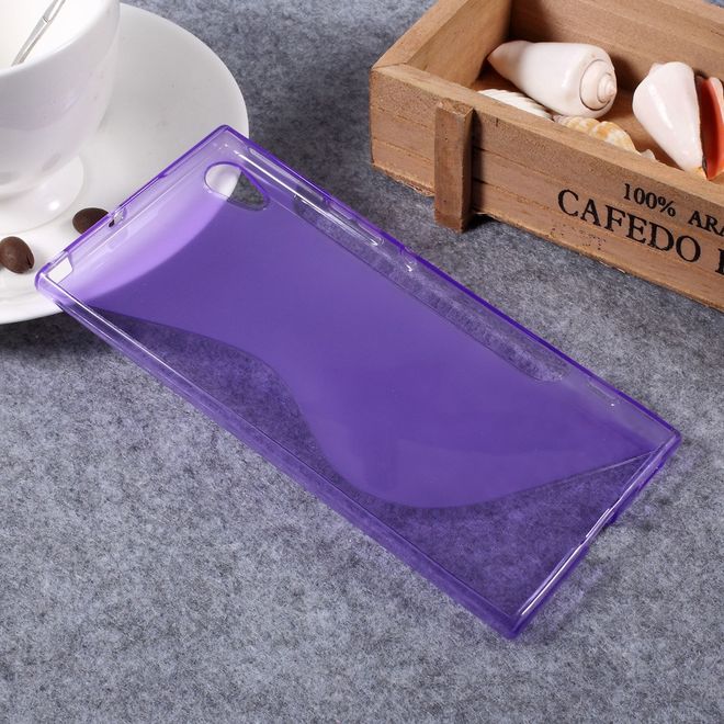 Sony Xperia XA1 Ultra Hülle - TPU Soft Case - S-Shape - purpur