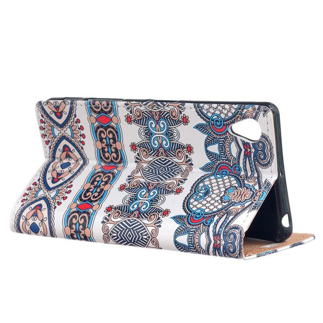 Handyhülle für Sony Xperia L1 - Case aus Leder - mit Standfunktion - klassisches Muster