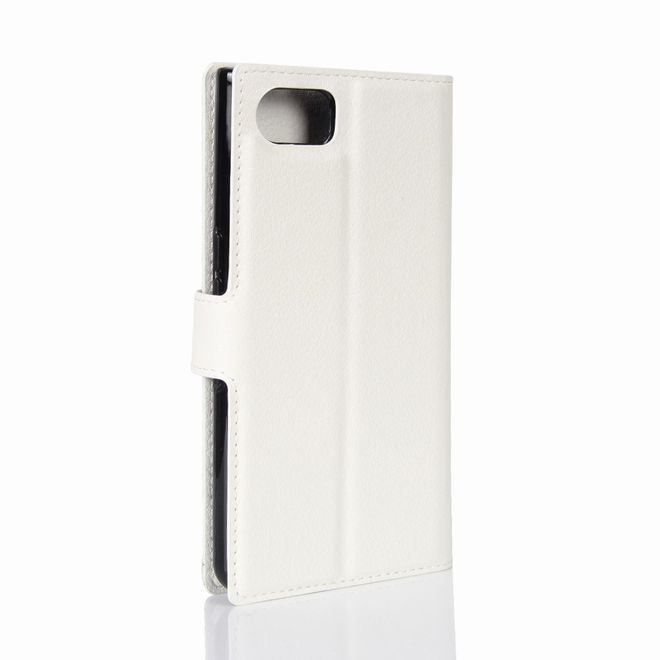Handyhülle für Blackberry Keyone - Case aus Leder - mit Litchitextur und Standfunktion - weiss