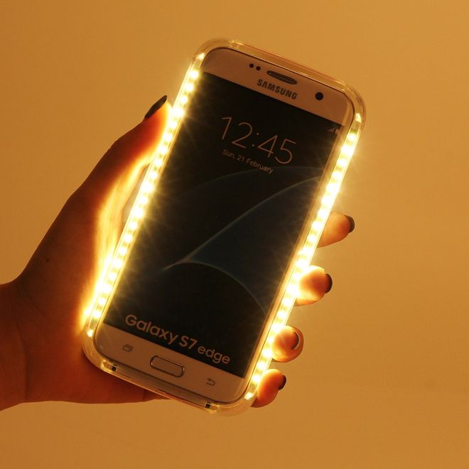 Lumee - Samsung Galaxy S8 Plus Handy Hülle - Case aus Plastik - mit integriertem LED Selfie Licht - gold