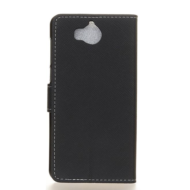 Huawei Y5 (2017) / Y6 (2017) Hülle - Case aus Leder - mit Kreuzmuster - schwarz