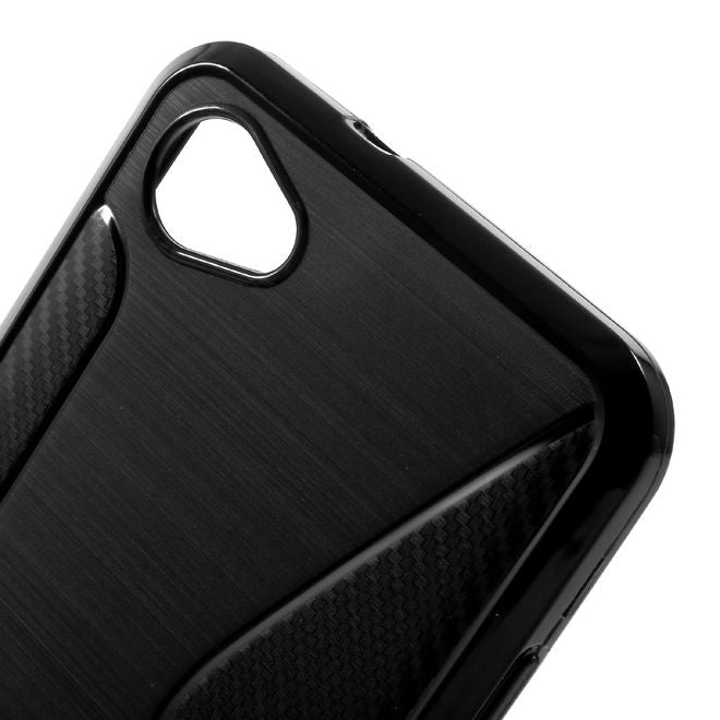 LG Q6 / Q6 Plus Handy Hülle - TPU Soft Case - S-Shape - schwarz