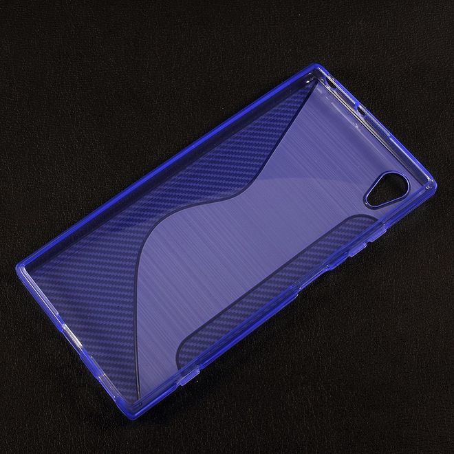 Sony Xperia XA1 Plus Handy Hülle - TPU Softcase - S-Shape - purpur