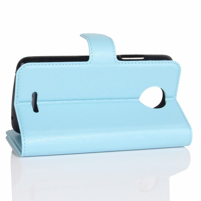 Motorola Moto C Plus Handyhülle - Case aus Leder - mit Standfunktion und Litchitextur - hellblau