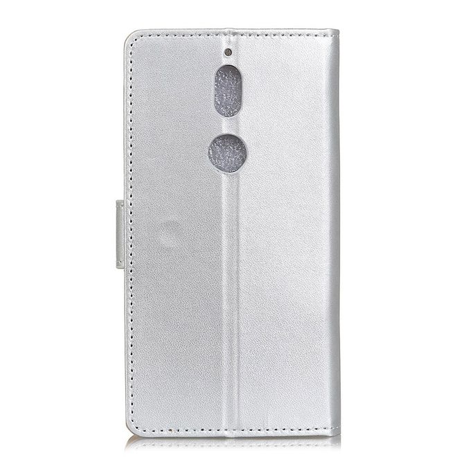 Nokia 7 Handy Cover - Hülle aus Leder - mit Standfunktion - silber