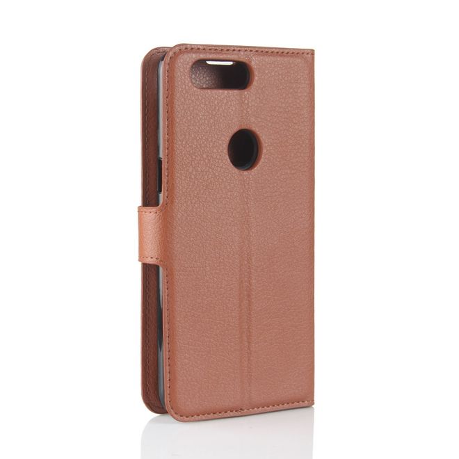 OnePlus 5T Handy Hülle - Cover aus Leder - mit Litchitextur und Standfunktion - braun