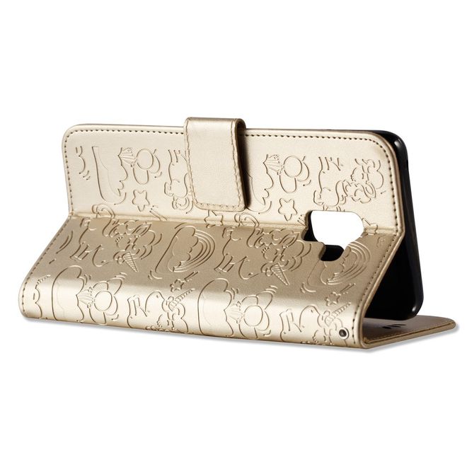 Samsung Galaxy A8+ (2018) Handyhülle - Magnetisches Leder Case - mit Einhorn Muster - gold