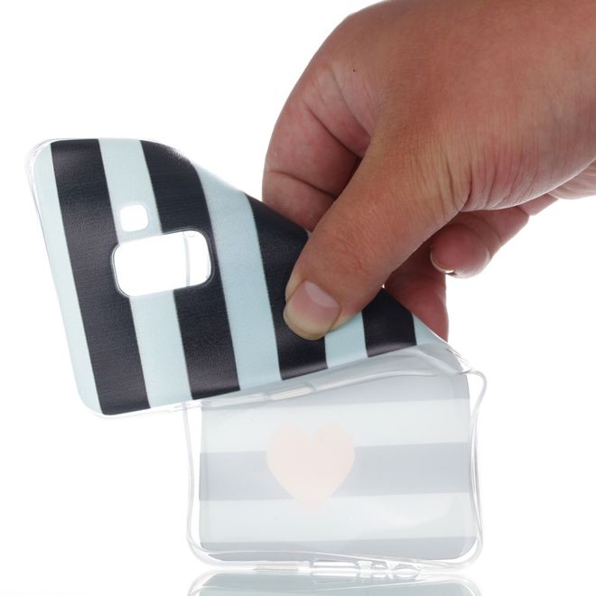 Samsung Galaxy A8+ (2018) Hülle - Cover aus flexiblem TPU Plastik - Streifen und Herze