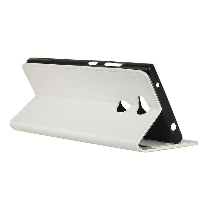 Sony Xperia L2 Handy Hülle - Crazy Horse Leder Case - mit Magnetverschluss und Standfunktion - weiss