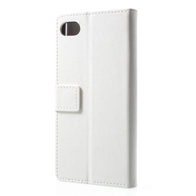 BlackBerry Motion Handyhülle - Case aus Leder - mit Standfunktion - weiss