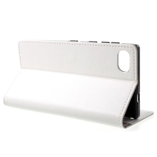 BlackBerry Motion Handyhülle - Case aus Leder - mit Standfunktion - weiss