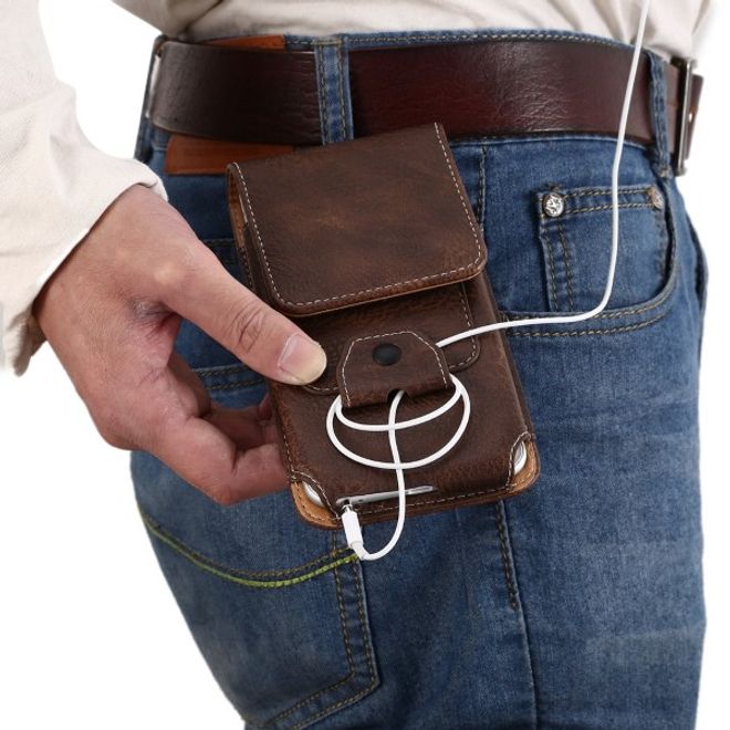 Universelle Handytasche (bis 5.5") - Hülle aus Leder - mit Karabinerhaken und Kartenslot - braun