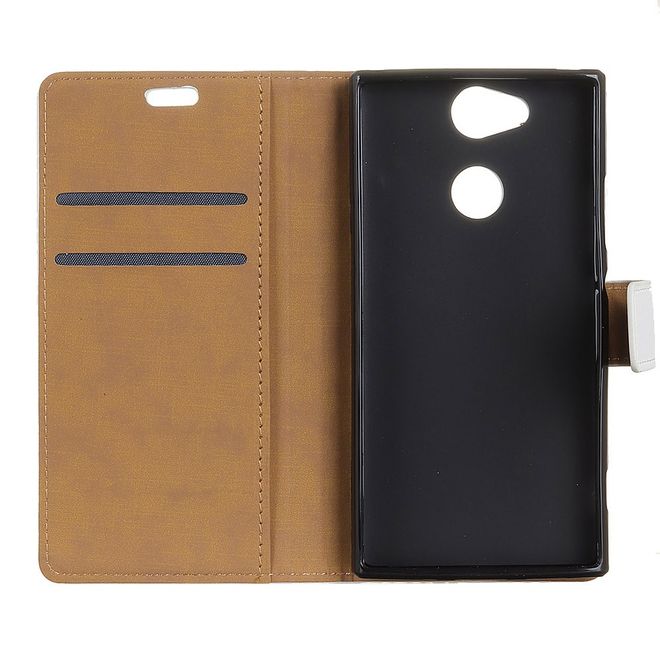 Sony Xperia XA2 Plus Handy Hülle - Classic II Leder Bookcover Series - weiss