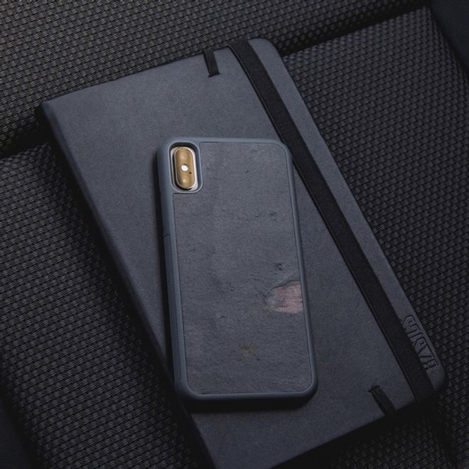 WOODCESSORIES - iPhone XS Max Hülle - Stone Series - Volcano Black