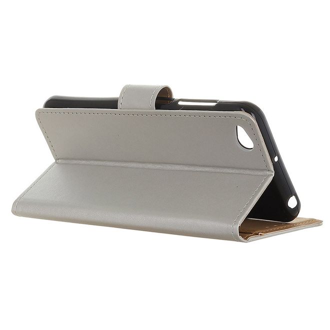 Xiaomi Redmi Go Handy Hülle - Classic II Leder Bookcover Series - silber