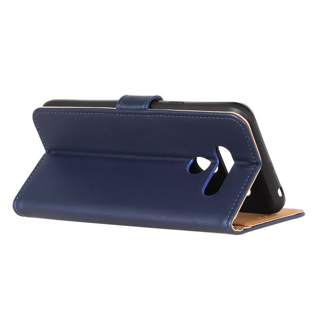 LG Q60 Handy Hülle - Classic II Leder Bookcover Series - blau