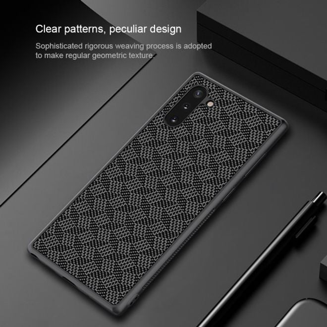 Nillkin - Samsung Galaxy Note 10 Handy Case - Hülle aus Plastik/Carbon - Synthetic Fiber Series - Plaid schwarz