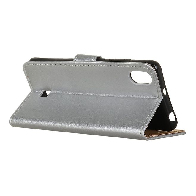 LG K20 (2019) Phone Case - Classic II Leather Bookcover Series - Silver