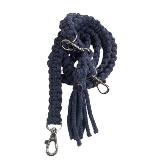 iPhone XS / X phone chain made of cotton yarn, handmade in Switzerland - TPU case for wearing around the neck - blue