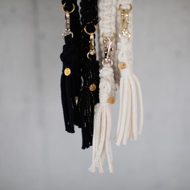 Samsung Galaxy S20 Handykette aus Baumwollgarn handgefertigt in CH - TPU Hülle zum Umhängen - grau