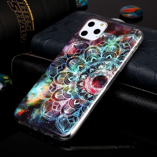 iPhone 11 Pro Max Hülle - TPU Softcase - fluoreszierend - Mandala Blume
