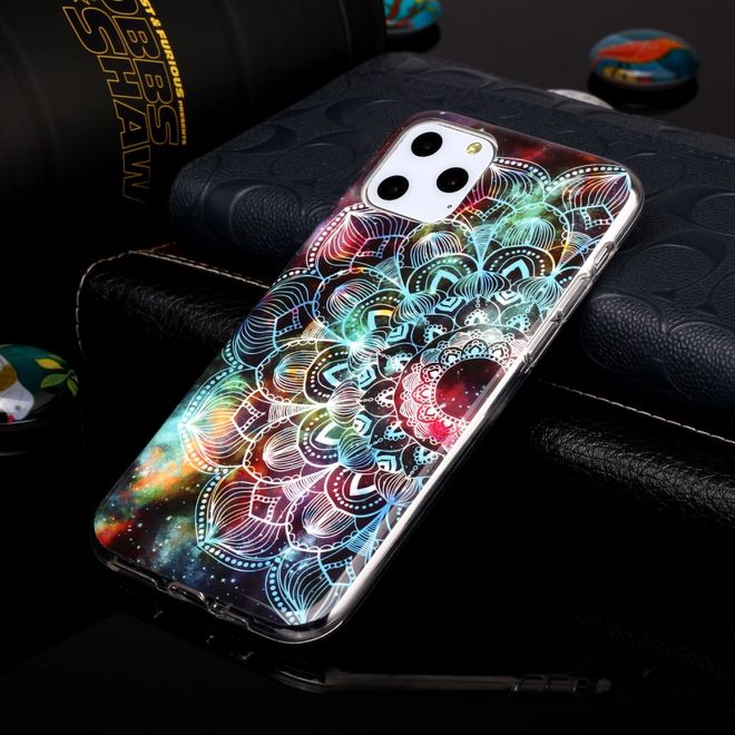iPhone 11 Pro Hülle - TPU Softcase - fluoreszierend - Mandala Blume