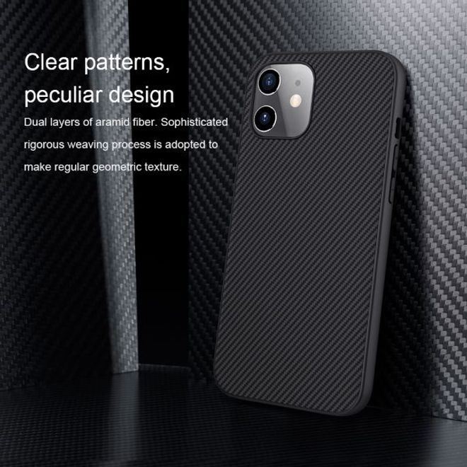 Nillkin - iPhone 12 mini Handy Case - Hülle aus Plastik/Carbon - Synthetic Fiber Series - schwarz